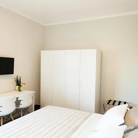 A Santa Rosa Bed and breakfast *